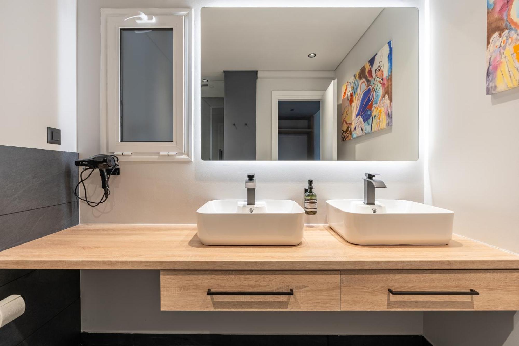 Athena Blue Lux Apartments 2Br 2Ba With City Skyline View, Near Kolonaki Atény Exteriér fotografie